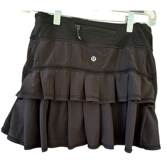Lululemon Women’s Size 4 Run Pace Setter Skirt Skort Black Ruffle - Picture 2 of 5